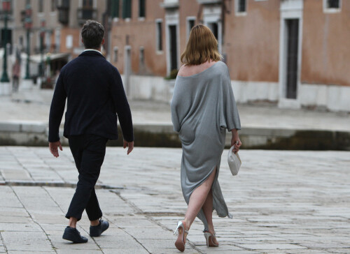 AH-608a2a410156959d20