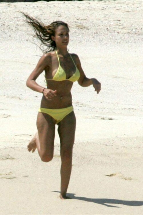 AJA580323a18313b27777074