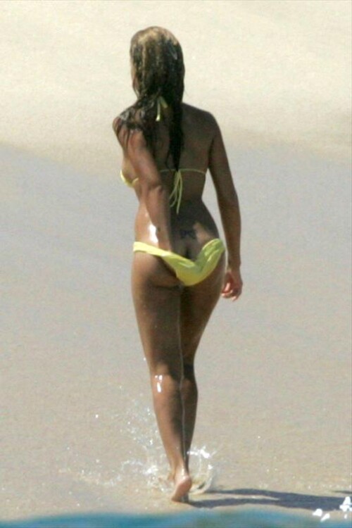 AJA58084fad29d7641385e8f