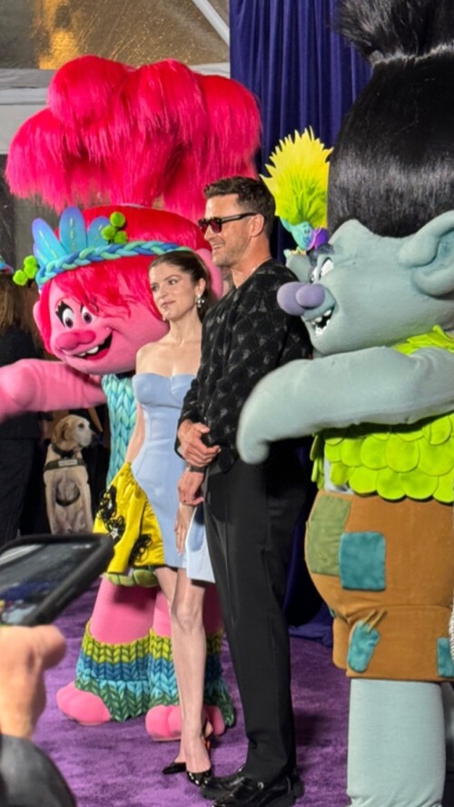 AK 373e5d32b53baea44f7