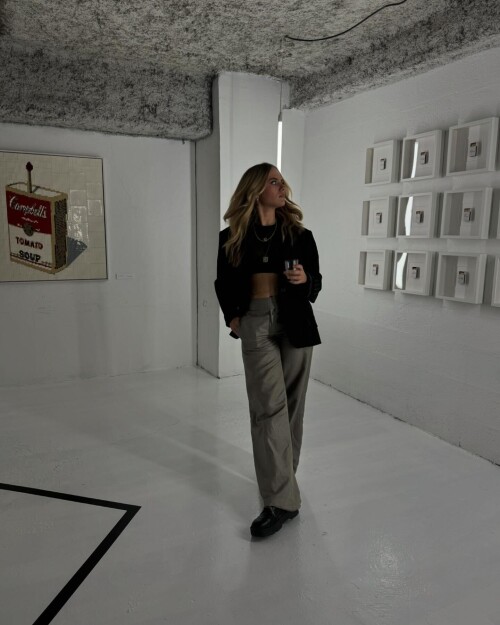 AM 565436a720e28a8132