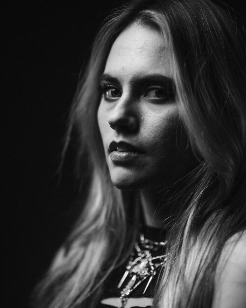 AM 65ac0ff756b50cc8f5