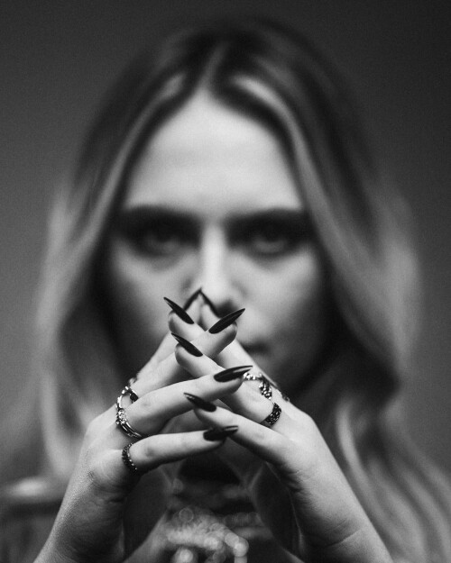 AM 664a7a90eba470e5d7