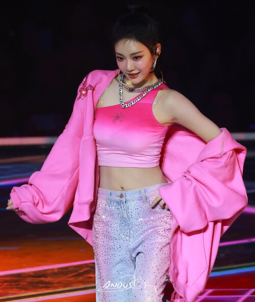 ANDUS 1880737853648576537 2f8b67e1e9a2a3e44