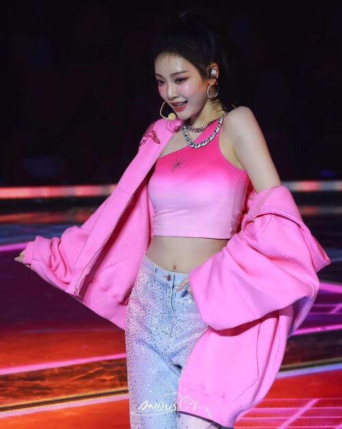 ANDUS 1880737853648576537 357adc692df7208d3