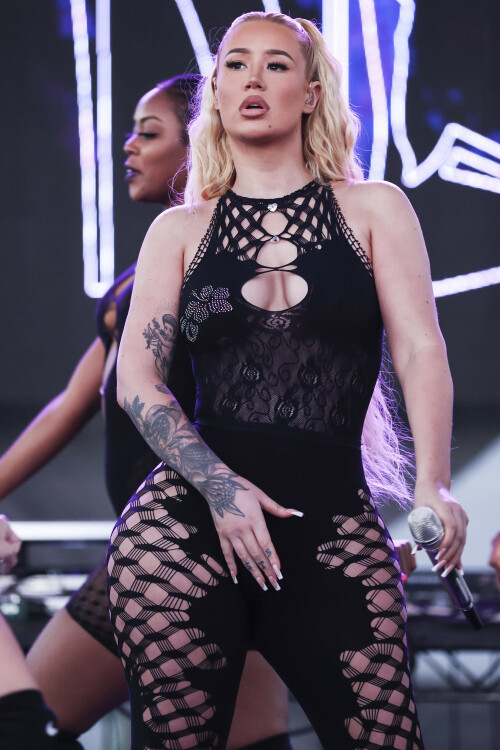 AP2219239170168225dfb53fb140ba14