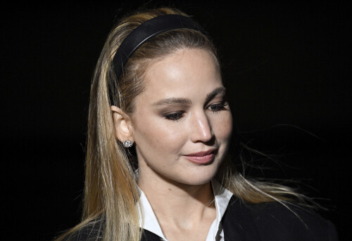 AP233250924286123ea0313009b86397