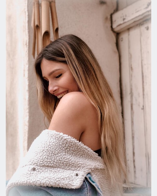 AT 148e4f65e1372df29a3