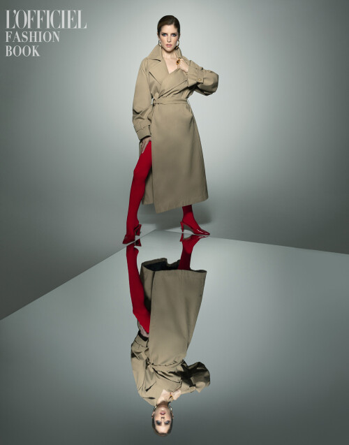 AU86 LOFFICIEL FASHION BOOK Anna Kendrick 1ca1ee006c8a39e1a