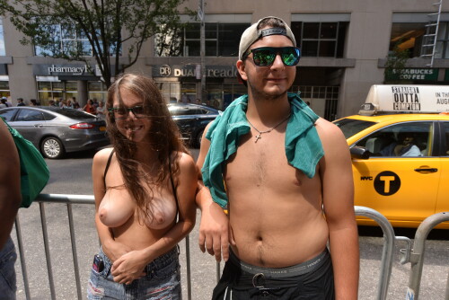 AVT 3337a72e9b27ba0dd634