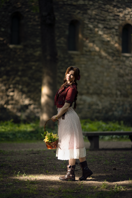 Aerith14101ec3b4ad3773d47faad5decfbafb15