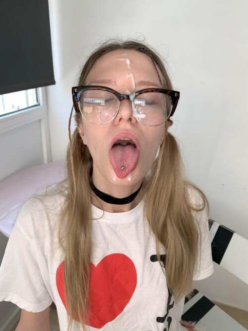 AgathaMiss 023141cbde6098d6d85