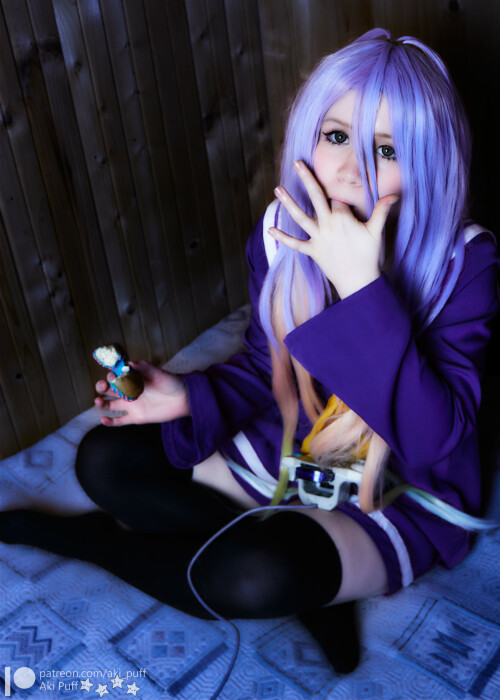 Aki Puff Midnight Shiro 243