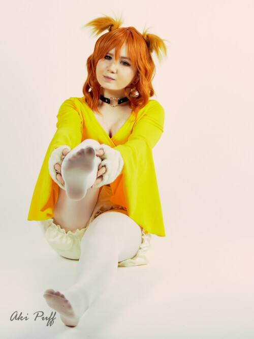 Aki Puff Red Fox March 20 050c1f7f696c50da625