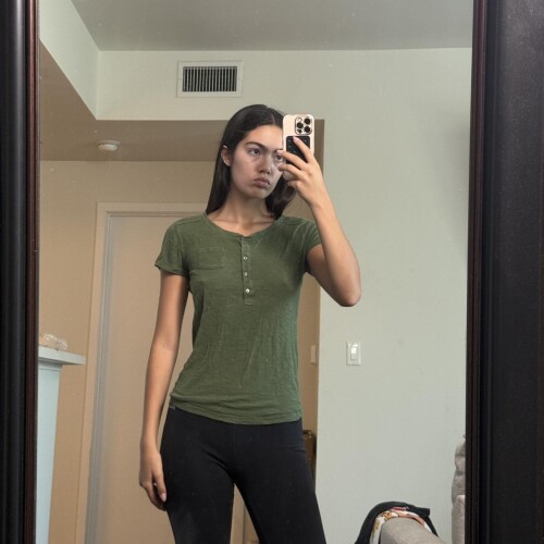 Alana 2da2f1ed54f518410