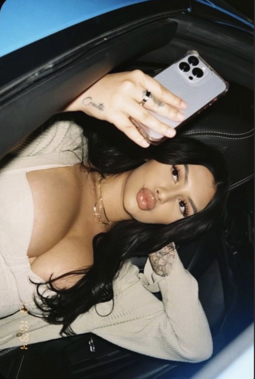 AlanaMarie266003754452b2fbe8