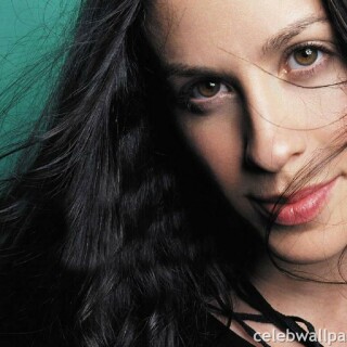 Alanis-Morissette-24