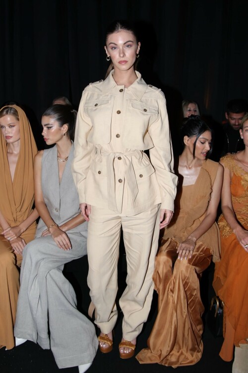 Alberta Ferretti Front Row Milan Fashion Week Womenswear FallWinter 2023 2024 3