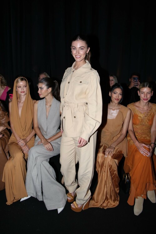 Alberta Ferretti Front Row Milan Fashion Week Womenswear FallWinter 2023 2024 4