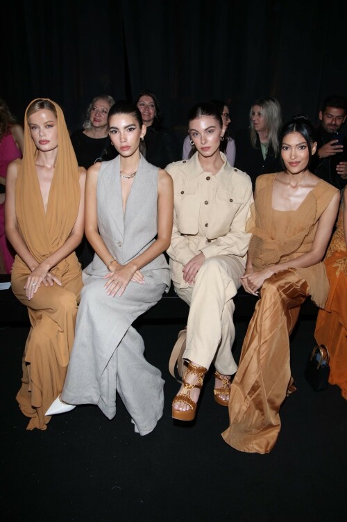 Alberta Ferretti Front Row Milan Fashion Week Womenswear FallWinter 2023 2024 7