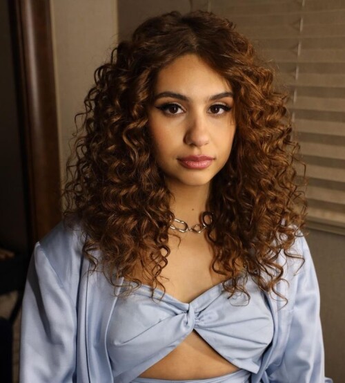 Alessia Cara R060b0199129ed92ca9a