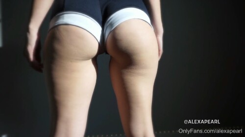 Alexa Pearl Saylor Tits1