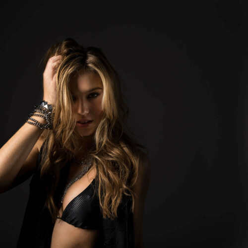Alexis Ren Derrick Busch Photoshoot 2015 01