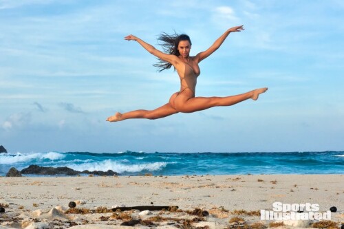 Alexis Ren 2018 3647e788915ed09fb5