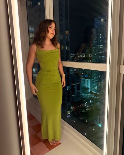 Alice klomp 5424f6fbb8d224a27