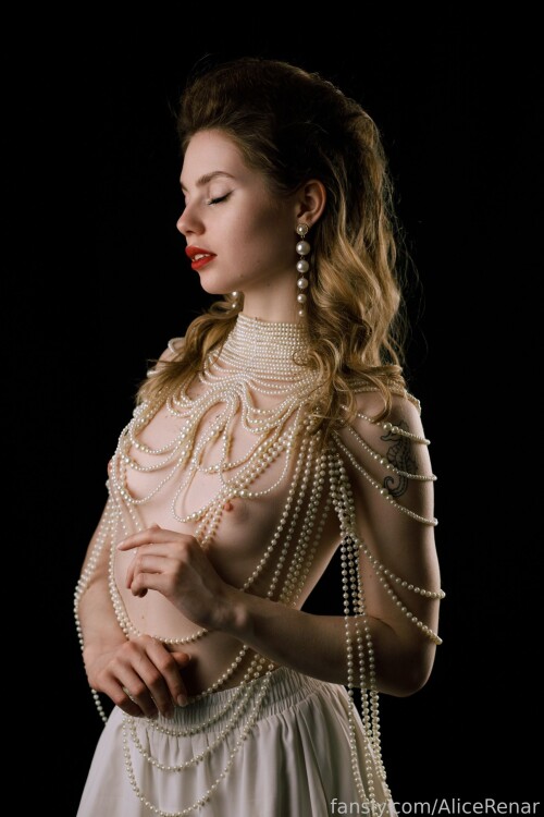 AliceRenar.25.03.18.006a8a79404975058be