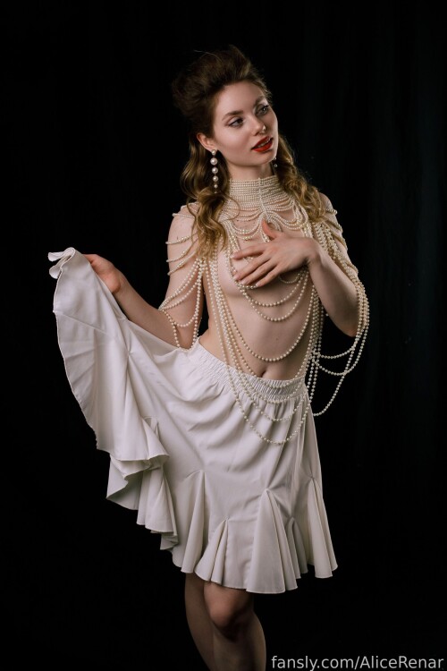 AliceRenar.25.03.18.0081a7a5f75d25743ea