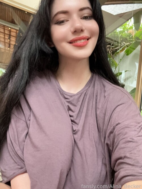 Alina Becke... iubyg55v73hbcd731dcf5e002ec