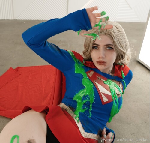 Alina Becker Supergirl 14ef070747ccea810b