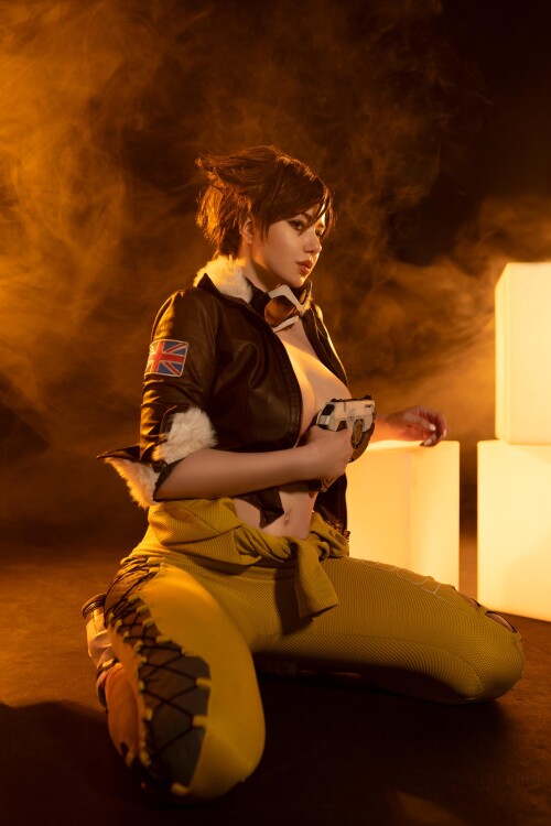 Alina Becker Tracer 21da1a1fb55ab8fd40