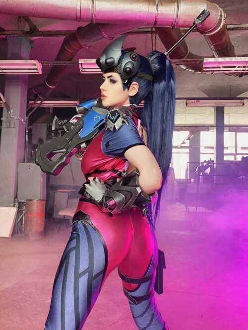 Alina Becker Widowmaker x Tracer 35399b0845f48f5d57