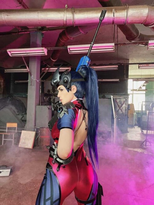 Alina Becker Widowmaker x Tracer 46176026f0929035d3