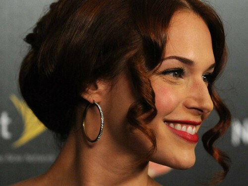 LOS ANGELES, CA - NOVEMBER 10:  Actress Amanda Righetti arrives at TV GUIDE Magazine's Hot List Party at SLS Hotel The Bazaar  on November 10, 2009 in Los Angeles, California.  (Photo by Frazer Harrison/Getty Images)