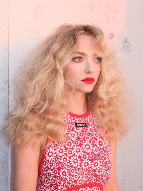 AmandaSeyfried 797497607b355a327