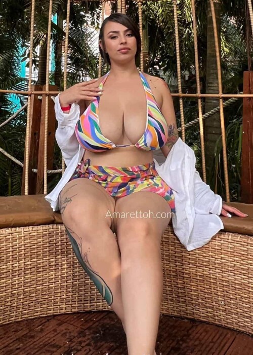 Amaretto Hammer210109b20cbefd6c1