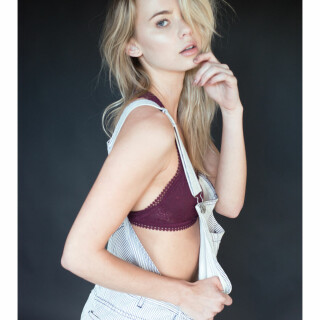 Amber-Davis--15b44ed1a6de7bec09