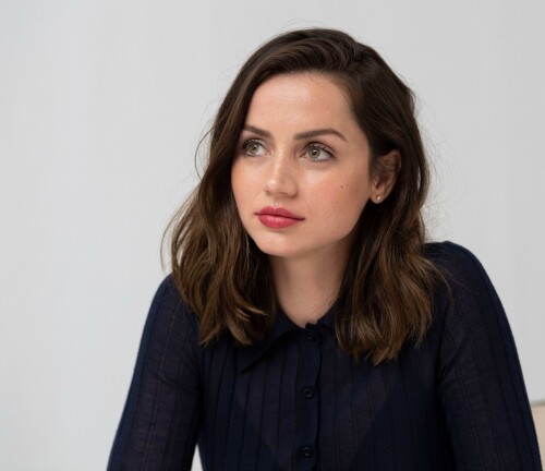 Ana de Armas 16