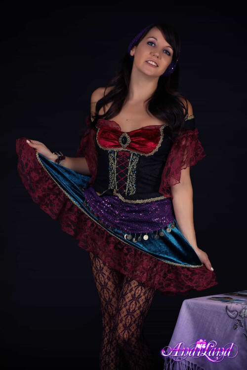 Andi-Land-Mystic-Andi-Set-650-0403f7e07af9c249ea9.jpeg