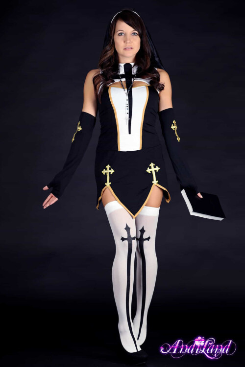 Andi Land Naughty Nun Set 649 0010565edda330e9597a