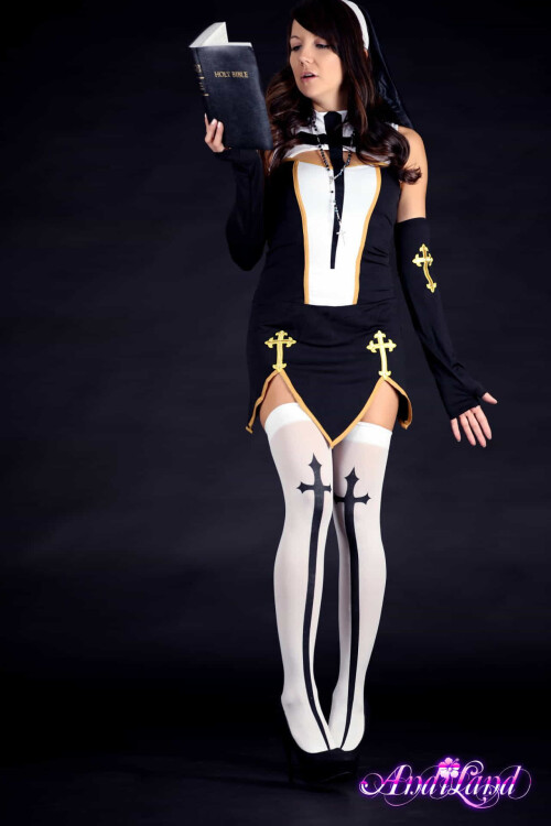 Andi Land Naughty Nun Set 649 001537a1062220492c77