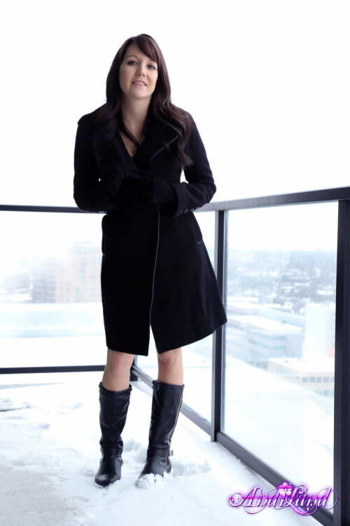 Andi-Land-Set-717-013f75e26909bde26b4.jpeg