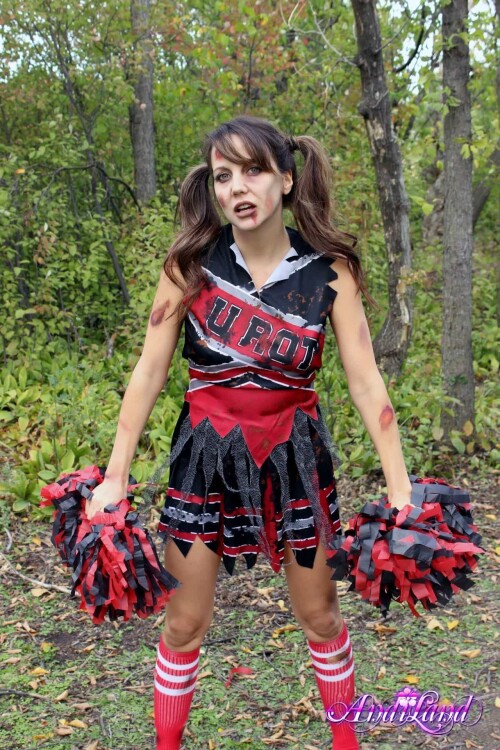 Andi-Land-Set-811-006ab561a77460785f5.jpeg
