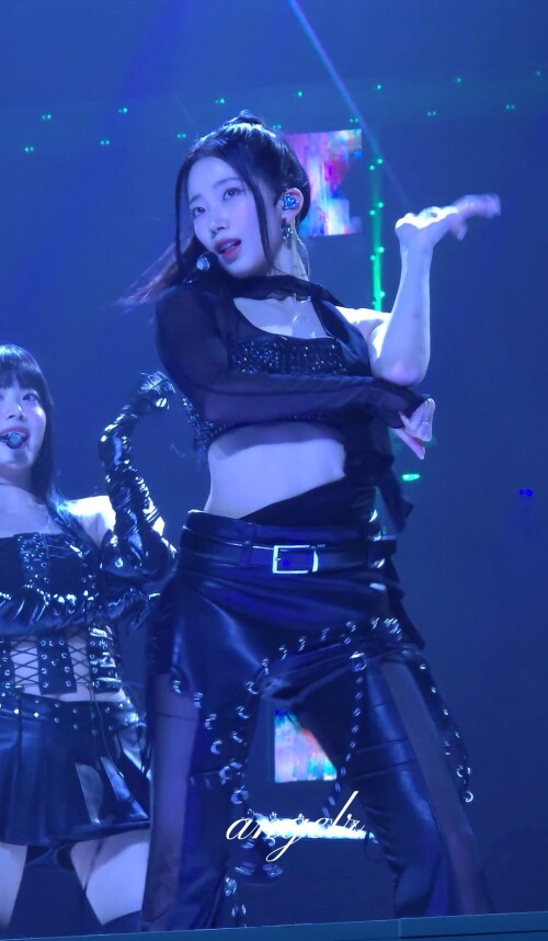 Angel R 1855924592033853819 1386bc0dbe1aa4f9b