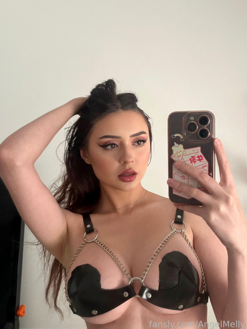 AngelMelly-LeatherLingerie-122d6b05f60b8ef22ffa49a31a0f657d0a