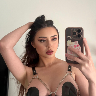 AngelMelly-LeatherLingerie-122d6b05f60b8ef22ffa49a31a0f657d0a