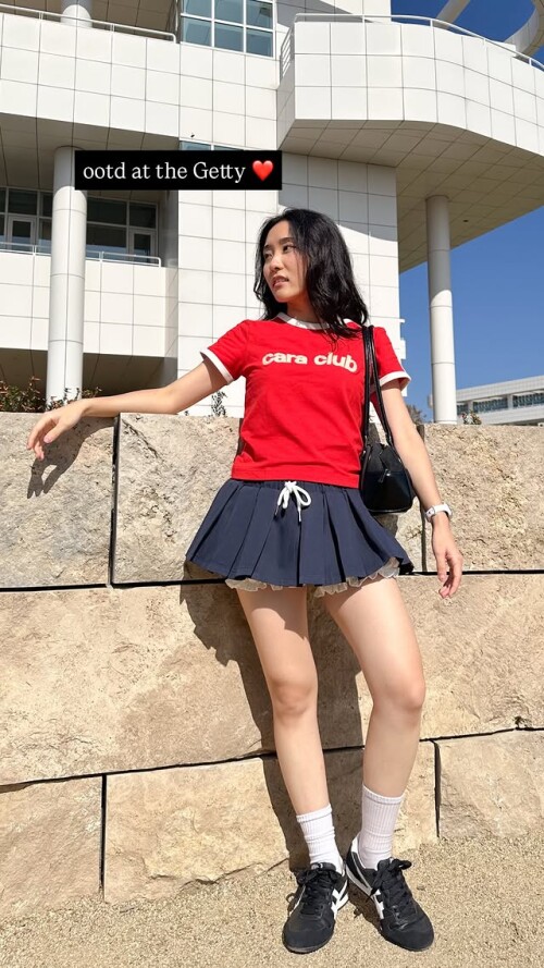 Anna Molly 5913d852cf9e0f2012